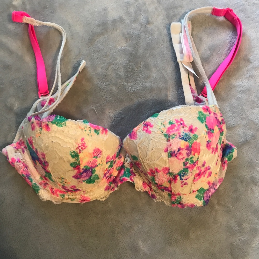 Push up floral Demi bra VS